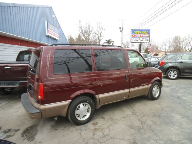 2002 Chevrolet Astro