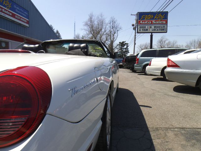 2002 Ford Thunderbird