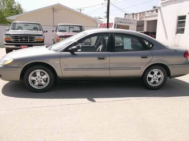 2004 Ford Taurus for sale