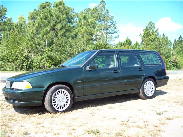 1998 Volvo V70 for sale