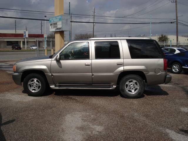 2000 Cadillac Escalade for sale