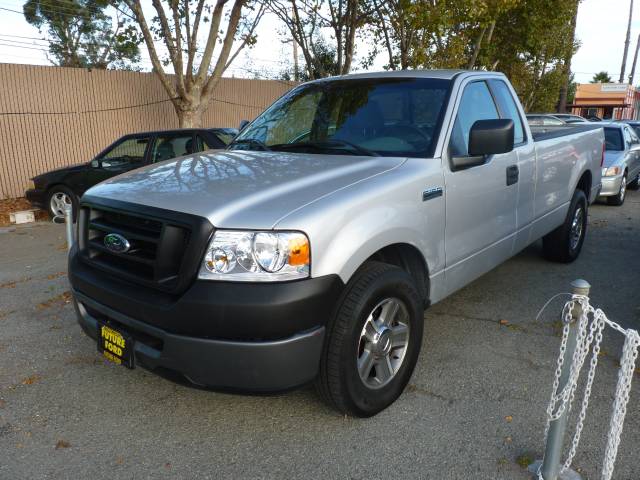 2006 FORD F150 STX, silver, 2 door, ...