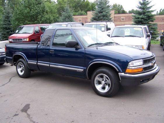 2001 Chevrolet S10 for sale
