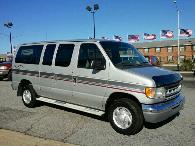1999 Ford E350 Wagon for sale