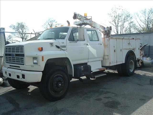 1990 FORD F800 for sale