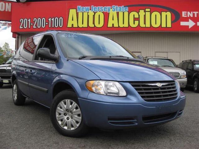 2007 Chrysler Town & Country for sale