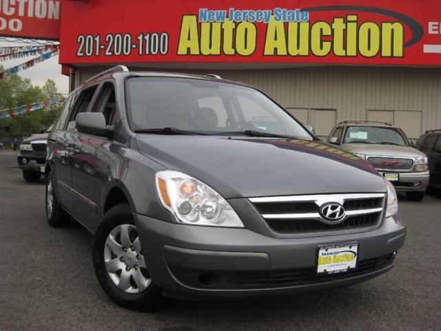 2007 Hyundai Entourage for sale