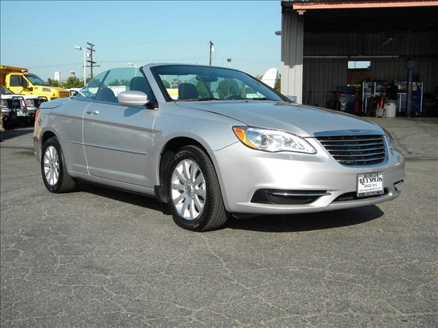 2011 Chrysler 200 for sale