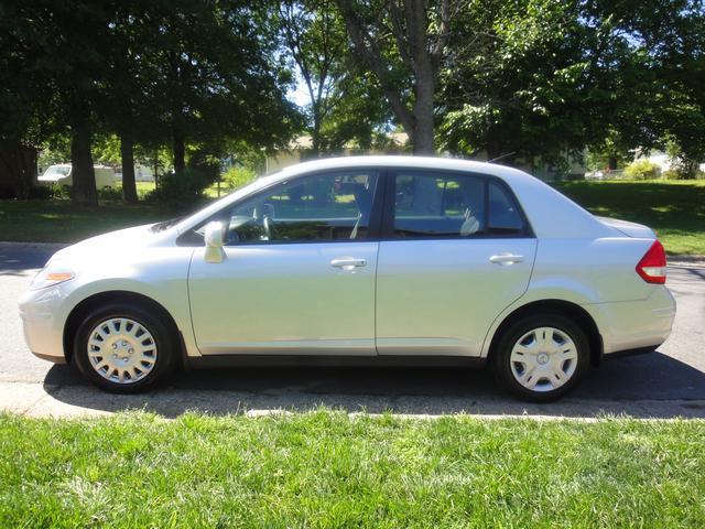 2011 Nissan Versa for sale
