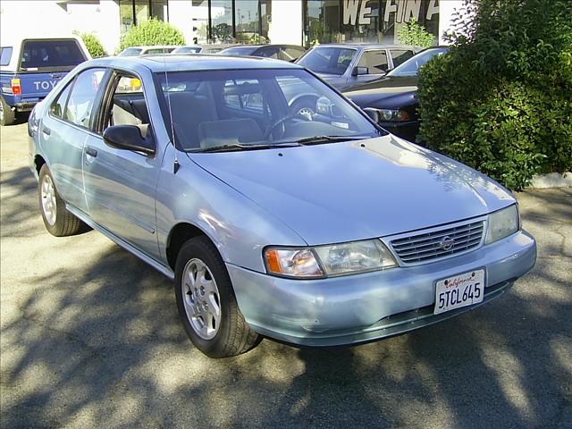 1995 Nissan Sentra for sale