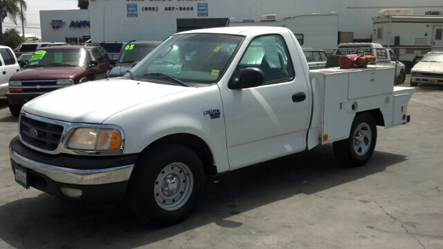 2003 FORD F150 XL white 2 doorair conditioningalloy wheelsamfm radioantilock brakesautomatic