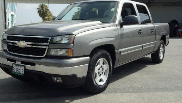 2007 CHEVROLET SILVERADO 1500 LT dark gray 2 wheel drive4 doorair conditioningalarmalloy wheel