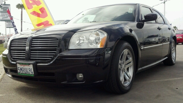 2005 DODGE MAGNUM RT black 2 wheel drive4 doorair conditioningalarmalloy wheelsamfm radioan