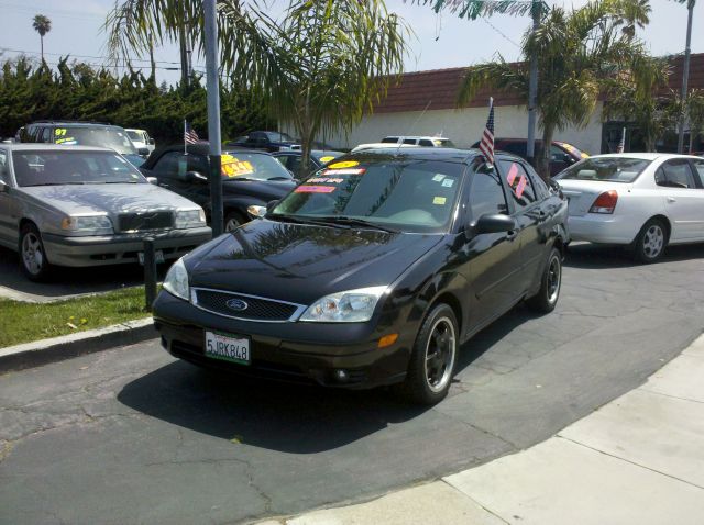 2005 FORD FOCUS ZX4 S, the mileage ...