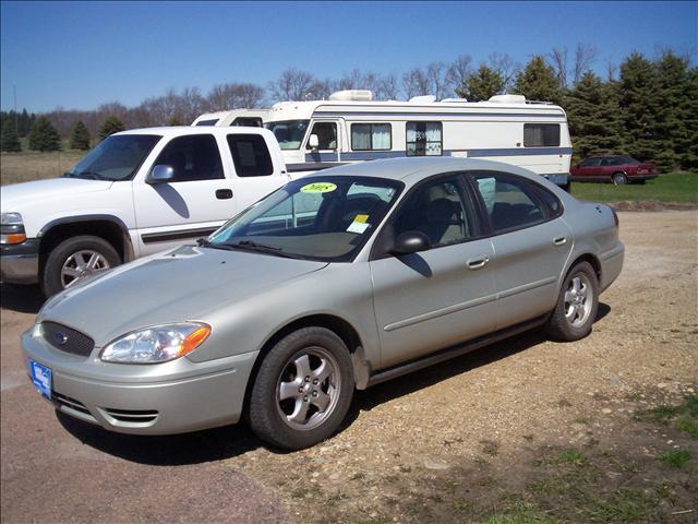 2005 Ford Taurus for sale