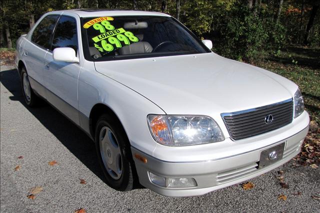 1998 Lexus LS 400