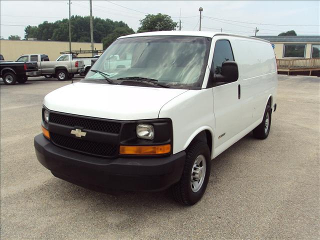 2006 Chevrolet G2500 for sale