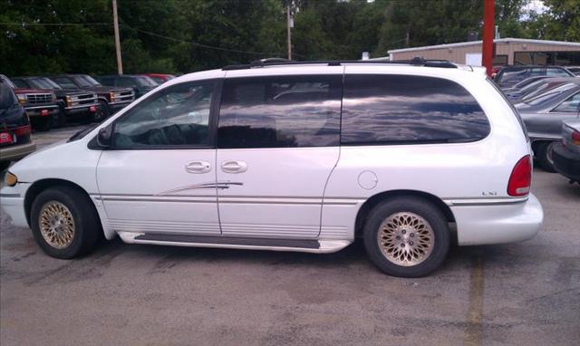 1997 Chrysler Town & Country
