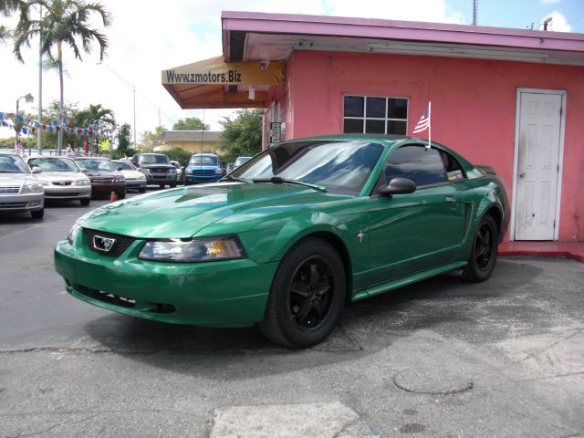 2000 Ford Mustang for sale