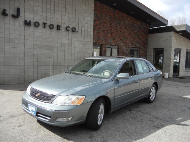 2001 Toyota Avalon for sale