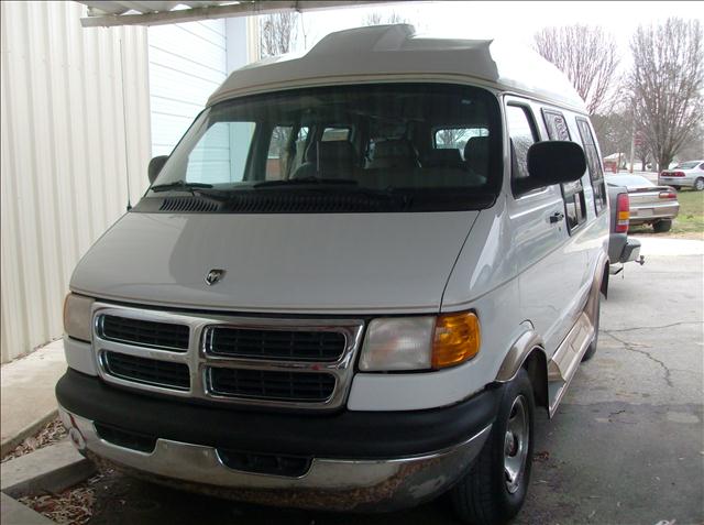 1999 Dodge Ram Van for sale