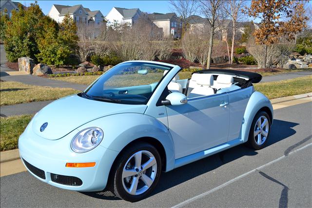 2010 Volkswagen New Beetle for sale