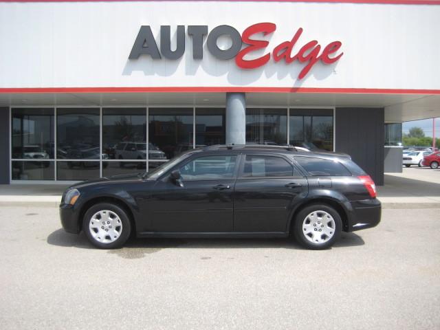 2005 Dodge Magnum for sale