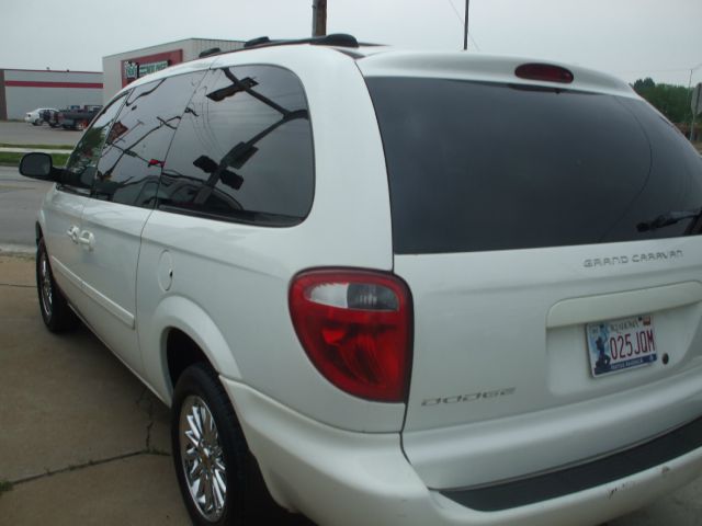 2004 Dodge Grand Caravan