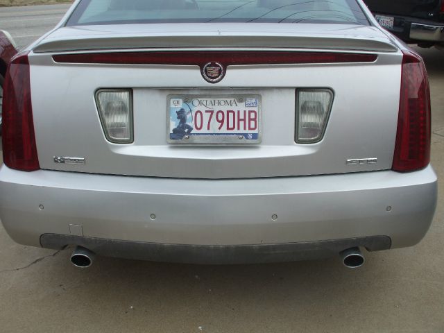2005 Cadillac STS