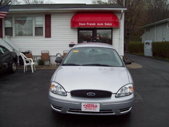 2006 Ford Taurus