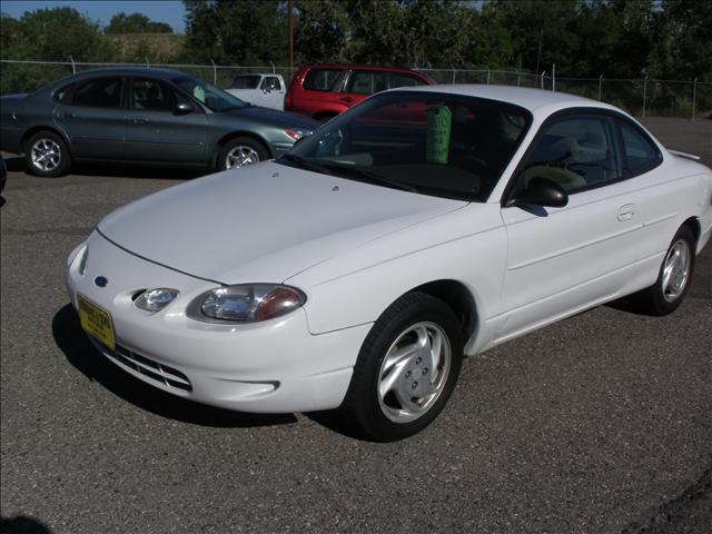 2000 Ford Escort for sale