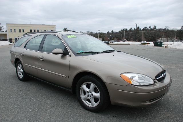 2003 Ford Taurus