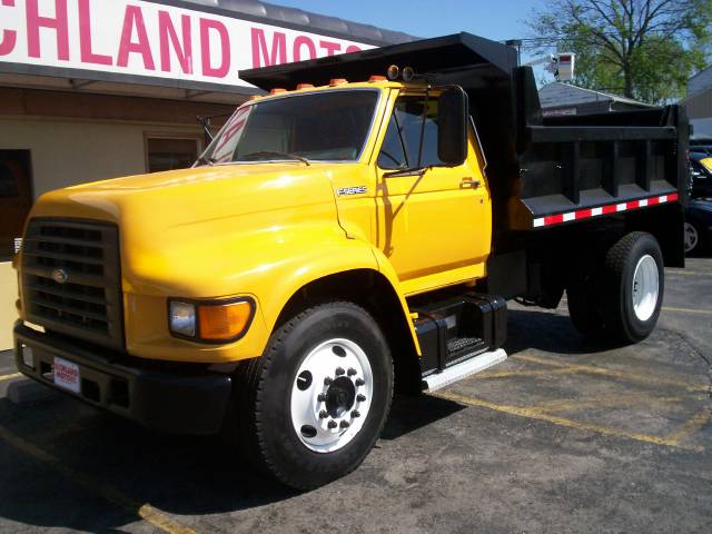 1998 Ford F800 for sale