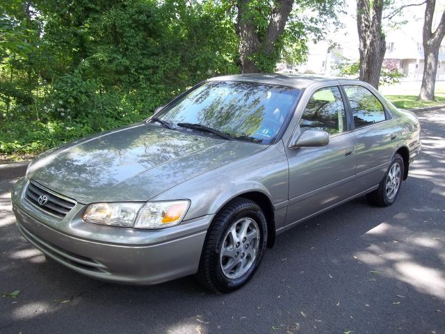 2000 Toyota Camry for sale