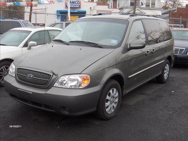 2005 Kia Sedona for sale