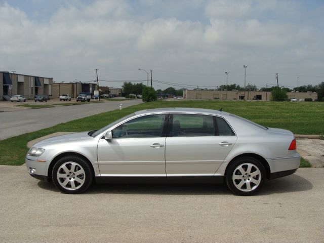 2004 Volkswagen Phaeton for sale