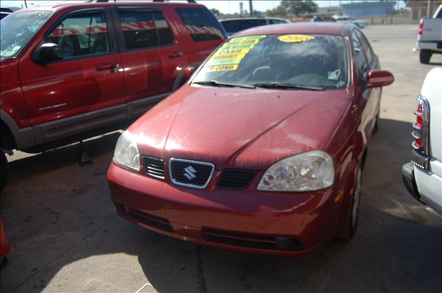 2005 Suzuki Forenza for sale