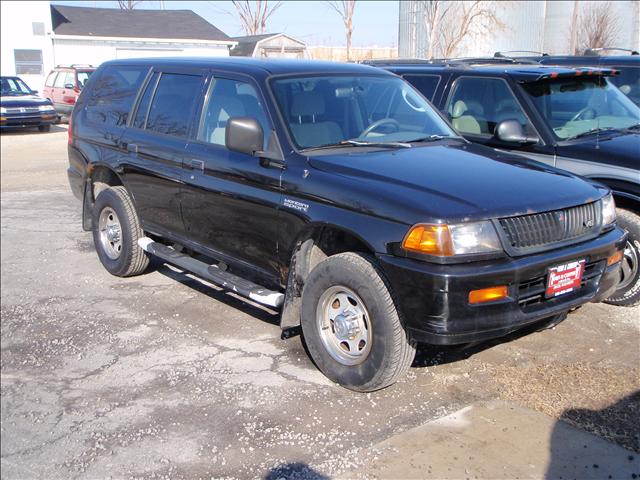 1997 Mitsubishi Montero for sale