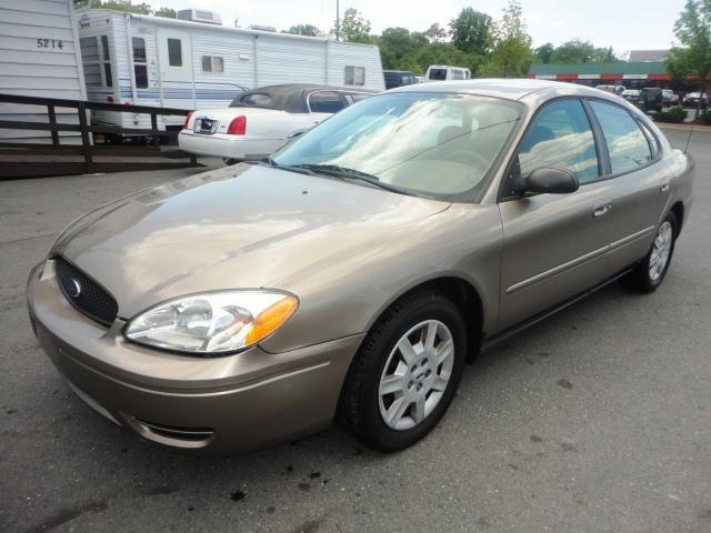 2006 Ford Taurus
