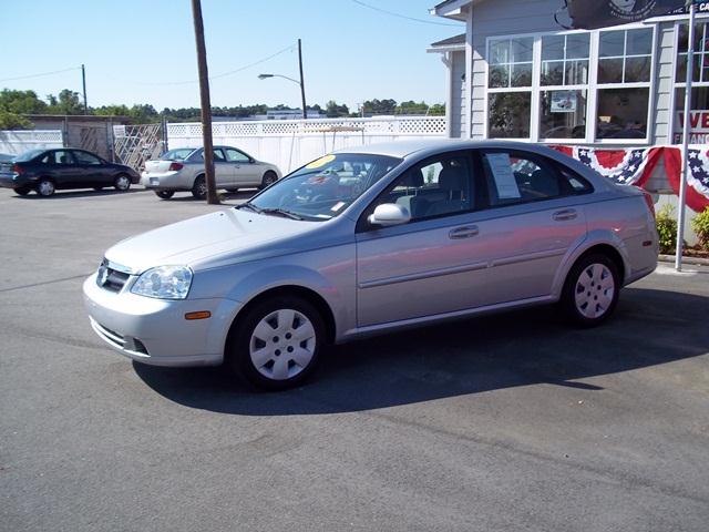 2006 Suzuki Forenza for sale