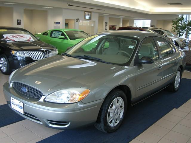 2004 Ford Taurus for sale