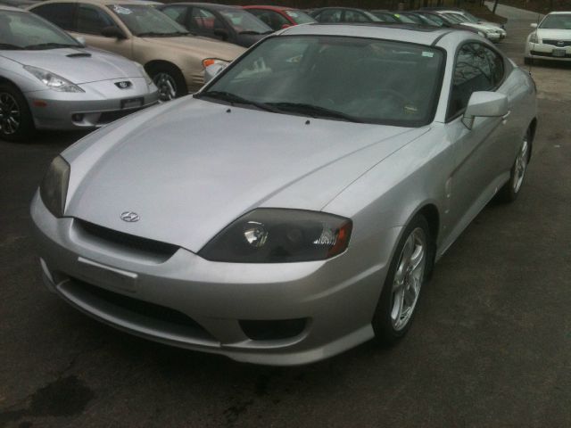 2005 Hyundai Tiburon