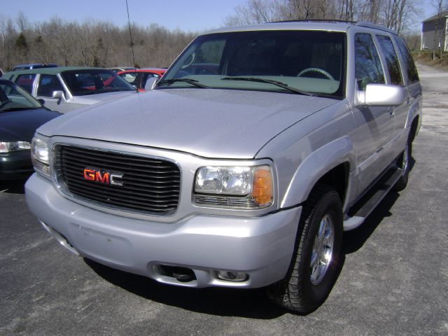 2000 GMC Yukon Denali for sale