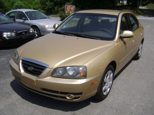 2004 Hyundai Elantra for sale