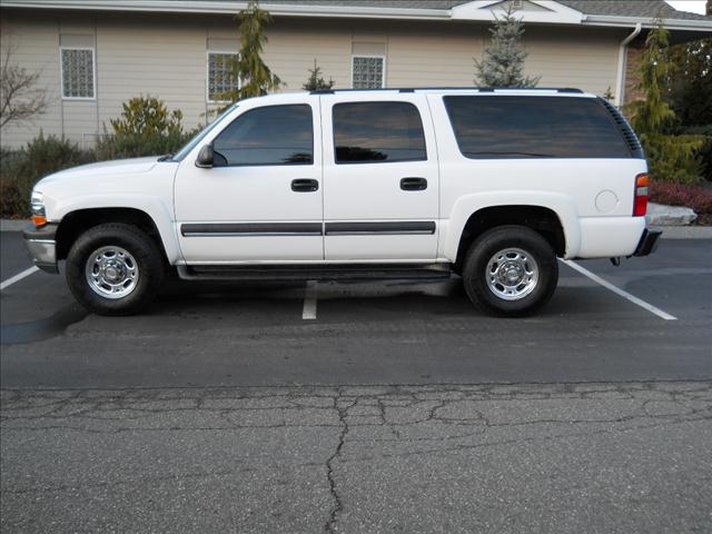 2003 Chevrolet Suburban for sale