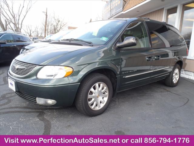 2001 Chrysler Town & Country for sale
