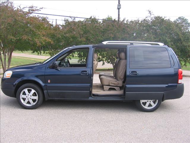 2005 Saturn Relay for sale
