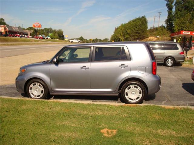 2010 Scion xB for sale