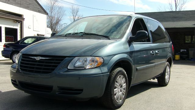 2006 Chrysler Town & Country for sale