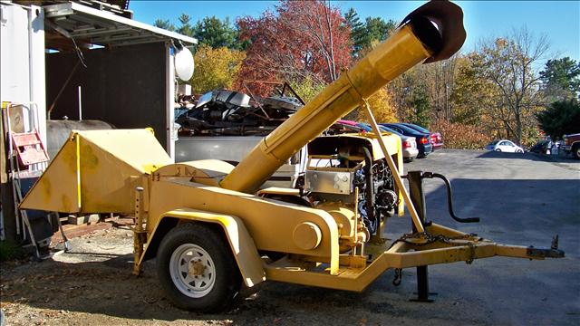 2000 M&M Wood Chipper for sale